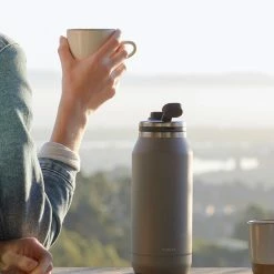 Purist Founder Vacuum Water Bottle with Union Top - 32 fl. oz. -Water Shop 2c2fad26 a720 4d37 92fc ee07a40cea28