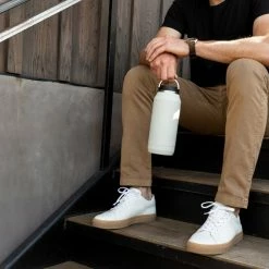 Purist Founder Vacuum Water Bottle with Union Top - 32 fl. oz. -Water Shop 6694d1f4 e34e 4c0b 8235 77734247ba8f